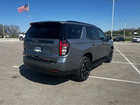 Used 2022 Chevrolet Tahoe RST w/ Luxury Package AWD/4WD image 3