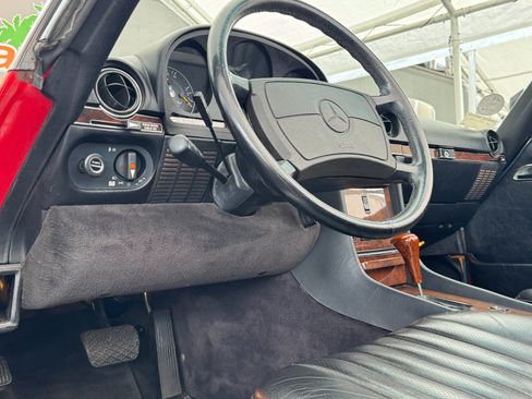 Used 1987 Mercedes-Benz 560 SL image 31