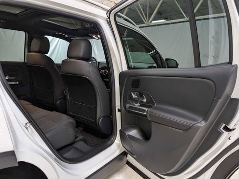 New 2026 Mercedes-Benz GLB 250 4MATIC image 14