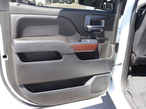 Used 2017 GMC Sierra 1500 SLE w/ Max Trailering Package AWD/4WD image 24