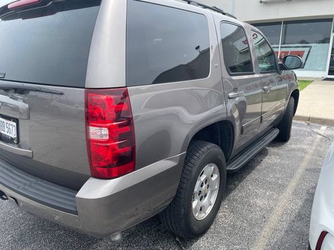 Used 2014 Chevrolet Tahoe LT w/ Luxury Package AWD/4WD image 8