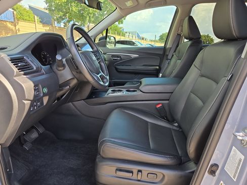 Used 2025 Honda Ridgeline RTL image 9
