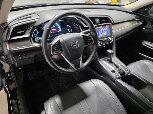 Used 2016 Honda Civic Touring image 24