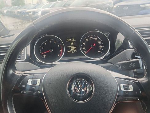 Used 2016 Volkswagen Jetta Sport FWD image 20