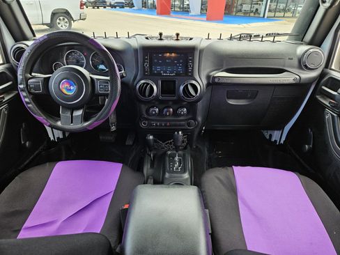 Used 2018 Jeep Wrangler Unlimited Sport AWD/4WD image 13