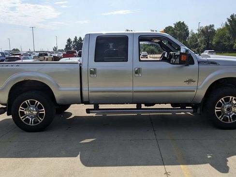 Used 2014 Ford F250 Platinum w/ FX4 Off-Road Package AWD/4WD image 2