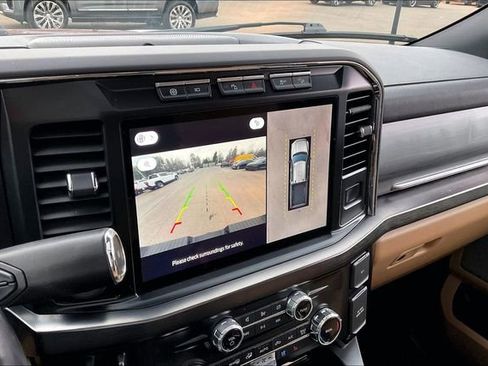 Used 2023 Ford F250 Lariat w/ Tow Technology Package image 11