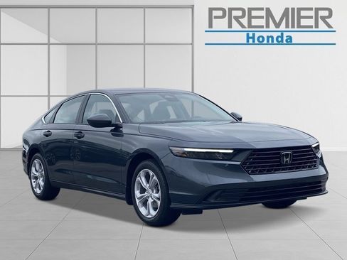 New 2026 Honda Accord LX image 5