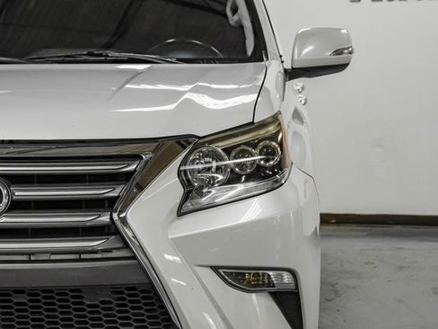 Used 2015 Lexus GX 460 w/ Navigation Package image 43