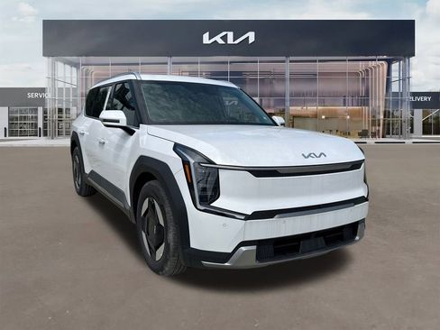 New 2026 Kia EV9 Wind AWD/4WD image 1