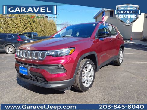 Used 2022 Jeep Compass Latitude image 33