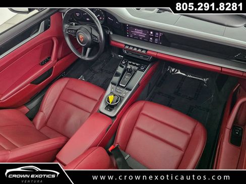 Used 2024 Porsche 911 Carrera RWD image 20
