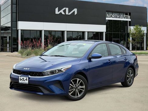 Certified 2023 Kia Forte LXS FWD image 1