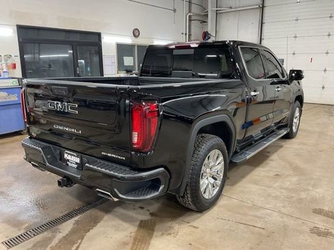 Used 2021 GMC Sierra 1500 Denali image 6
