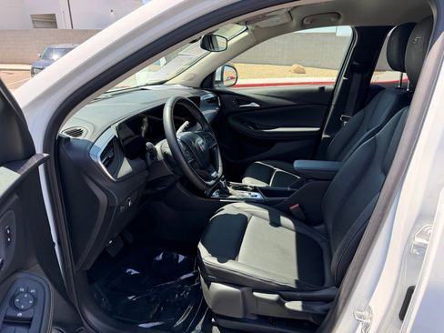 Used 2024 Buick Encore GX Sport Touring image 11