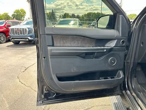 Used 2021 Ford Expedition Limited AWD/4WD image 25