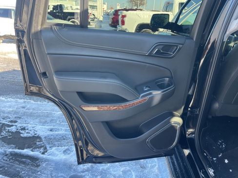 Used 2019 Chevrolet Tahoe Premier w/ RST 6.2L Performance Edition image 21