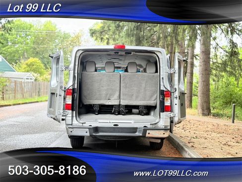 Used 2021 Nissan NV 3500 SV image 47