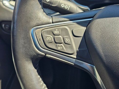 Used 2018 Chevrolet Malibu LT FWD image 31