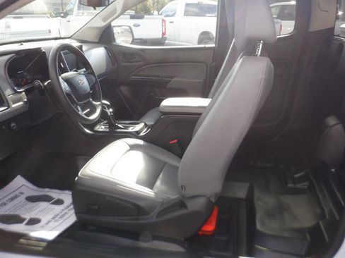 Used 2022 Chevrolet Colorado W/T w/ WT Convenience Package image 11