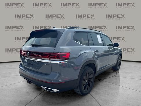 Used 2026 Volkswagen Atlas SE AWD/4WD image 3