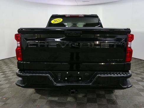 Used 2023 Chevrolet Silverado 1500 Custom image 10