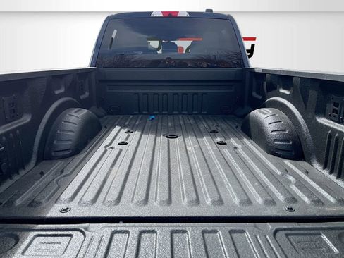 Used 2025 Ford F250 Lariat w/ Chrome Package image 26