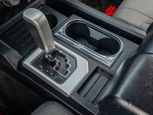 Used 2018 Toyota Tundra SR5 w/ TRD Off Road Package image 28