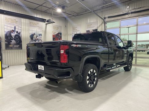 Used 2020 Chevrolet Silverado 2500 Custom w/ Custom Value Package AWD/4WD image 8