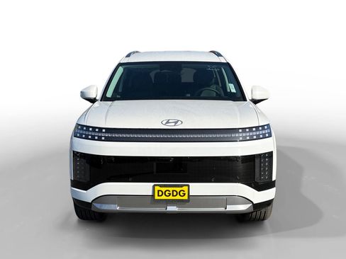 New 2026 Hyundai Ioniq 9 SEL image 8