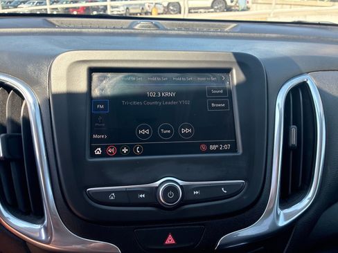 Used 2019 Chevrolet Equinox LT AWD/4WD image 22