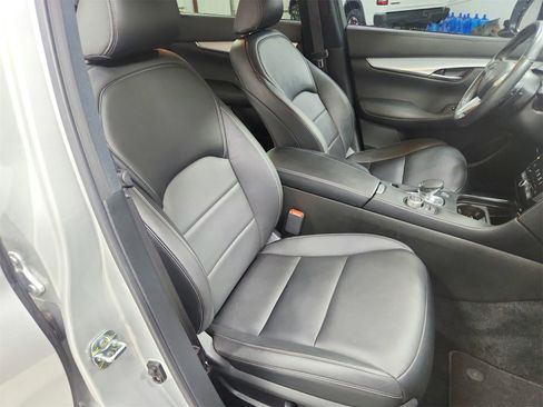 Used 2021 INFINITI QX50 Luxe image 36