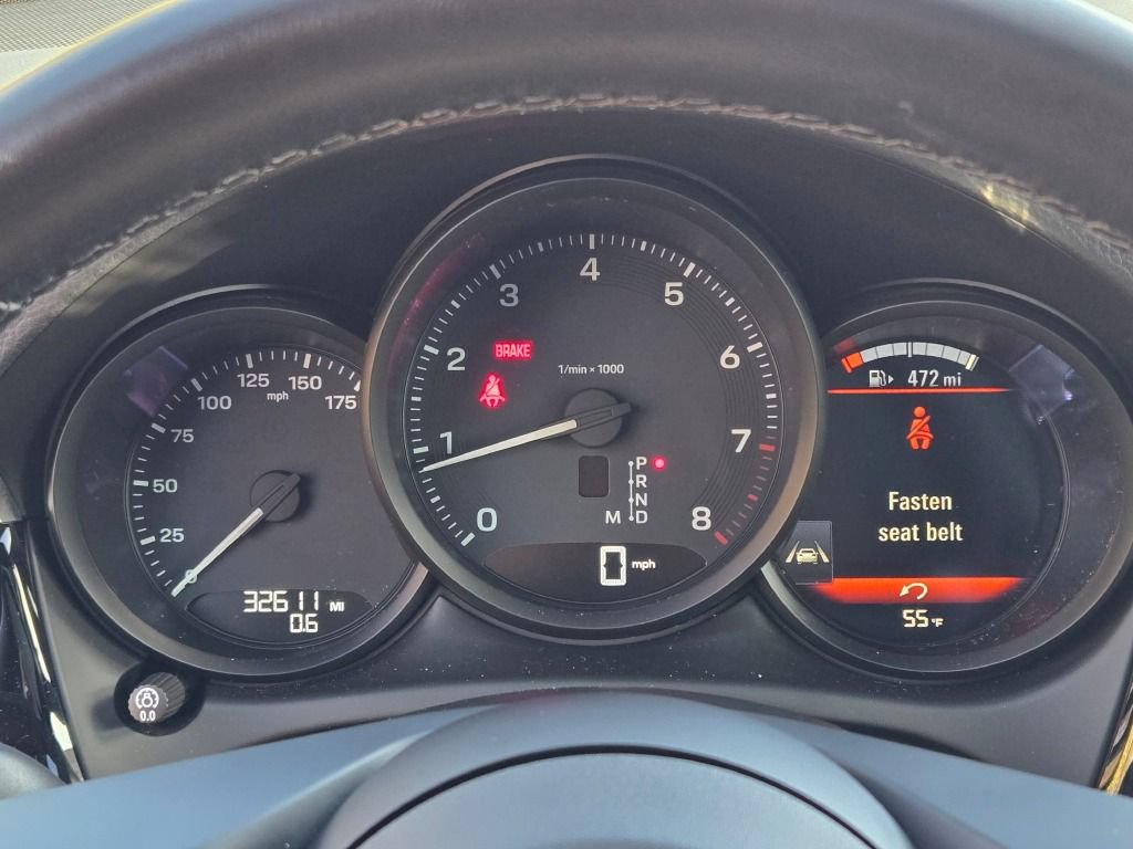 Certified 2024 Porsche Macan AWD/4WD image 29