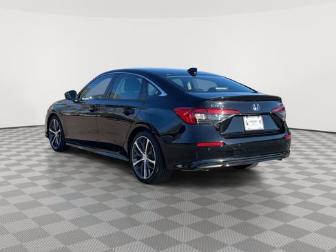 Used 2022 Honda Civic Touring image 5
