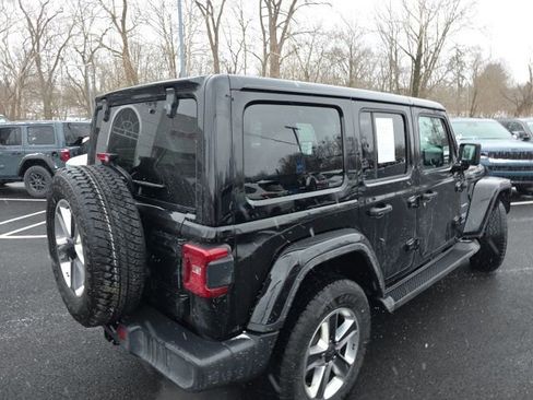 Used 2020 Jeep Wrangler Unlimited Sahara image 23