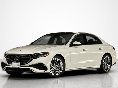 New 2027 Mercedes-Benz E 450 4MATIC Sedan image 1