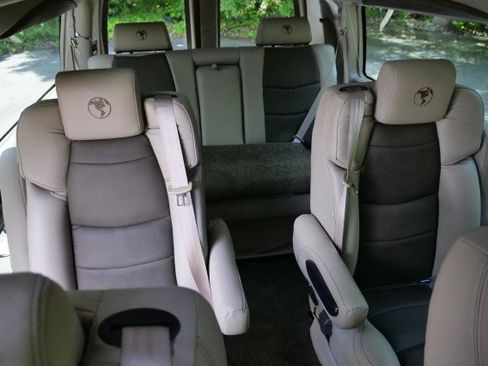 Used 2025 GMC Savana 2500 Extended w/ Driver Convenience Package RWD image 37
