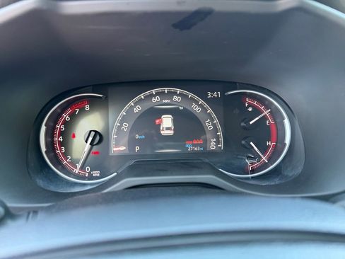 Used 2025 Toyota RAV4 LE image 29