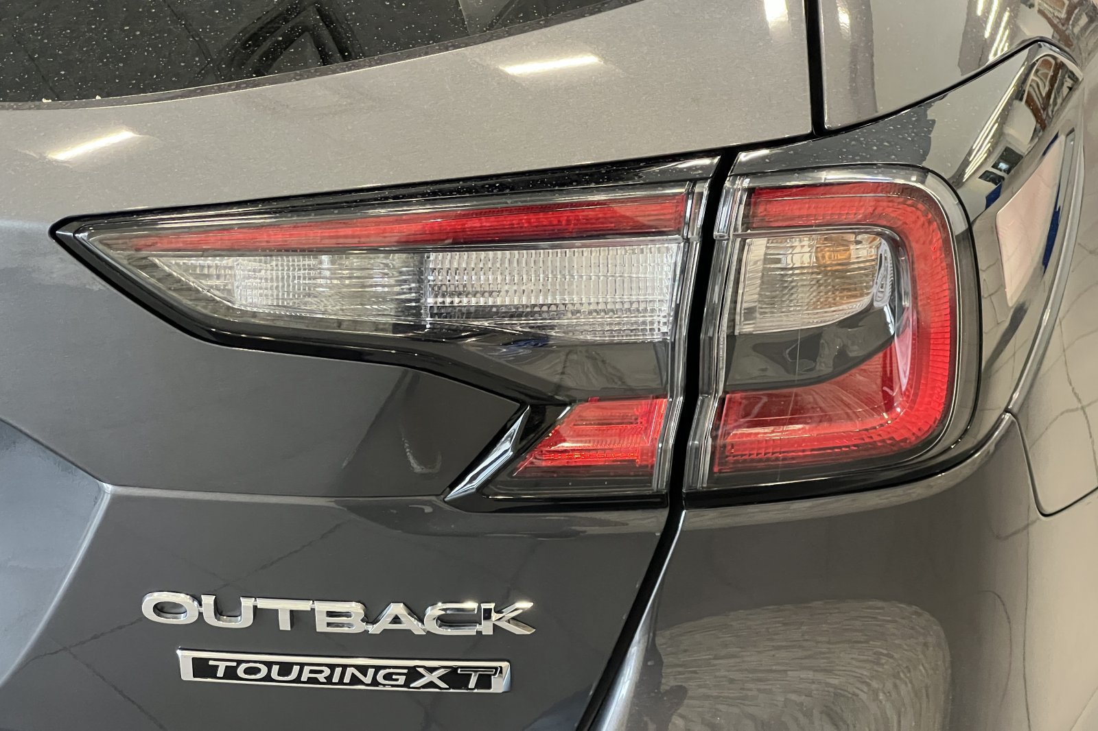 Used 2025 Subaru Outback Touring XT AWD/4WD image 26