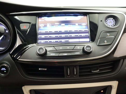 Used 2019 Buick Envision Preferred w/ LPO, Cargo Package image 10