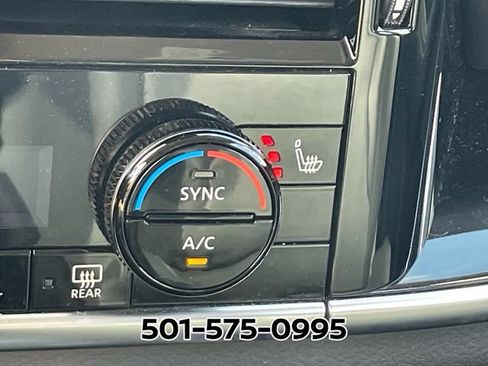 Used 2023 Nissan Rogue SL w/ SL Premium Package FWD image 26