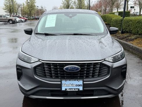 Used 2024 Ford Escape Active AWD/4WD image 3