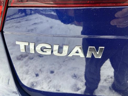 Used 2021 Volkswagen Tiguan S image 13