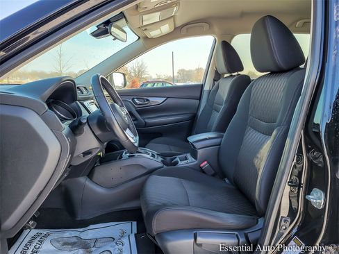 Used 2019 Nissan Rogue S w/ Special Edition Package image 8