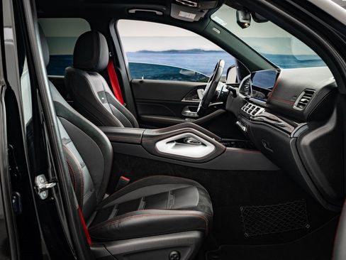 Used 2021 Mercedes-Benz GLE 53 AMG 4MATIC image 26