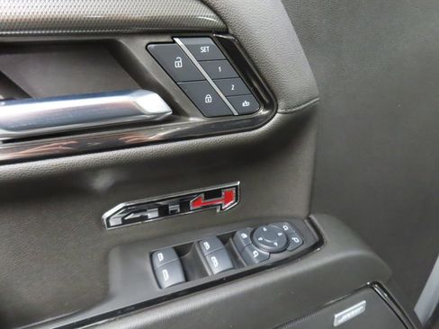 Used 2024 GMC Sierra 1500 AT4 w/ Technology Package image 60