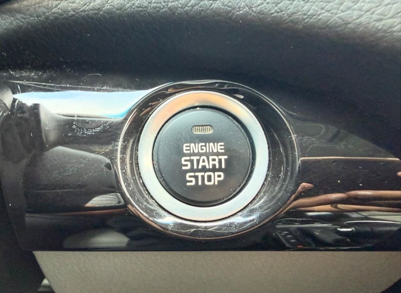 Used 2015 Kia Sorento SX FWD image 28