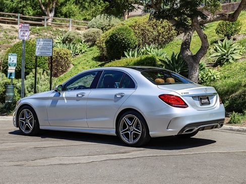 Used 2019 Mercedes-Benz C 300 Sedan image 3