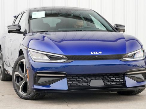 Used 2022 Kia EV6 GT-Line w/ GT-Line Suede Seat Package image 2