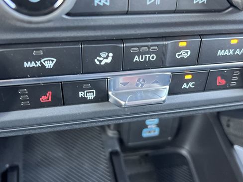 New 2025 Ford Bronco Big Bend w/ Black Diamond Package image 21